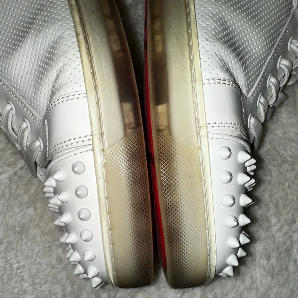 Christian Louboutin - Louis Junior Spikes sneakers Size 44 - Picture 10 of 15